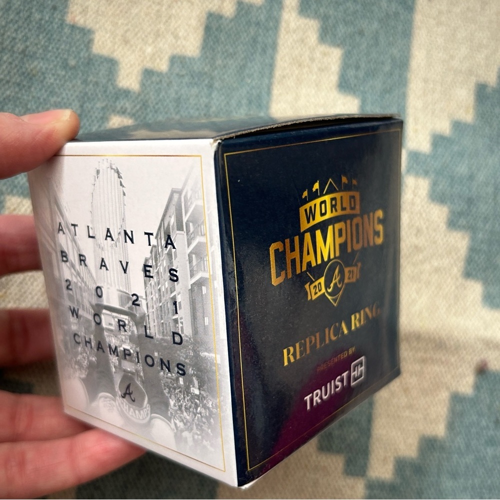 NIB 2021 Atlanta Braves World Championship Replica Ring